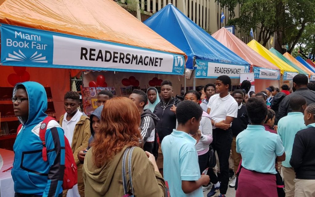 ReadersMagnet attending the 35th Miami Book Fair International, 2018